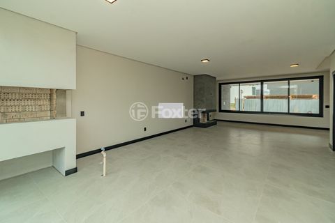 Image 4 - 916039