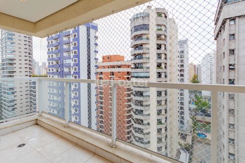 Image 6 - 916040