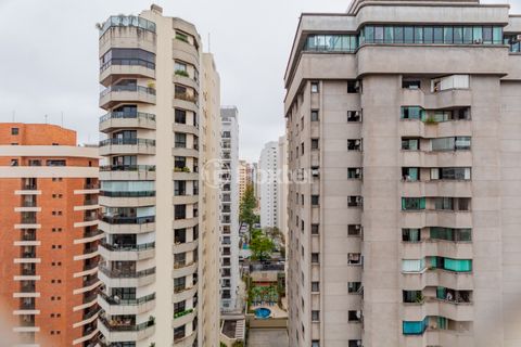 Image 9 - 916040