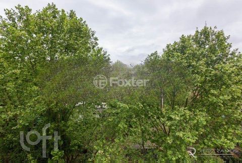 Image 10 - 916046