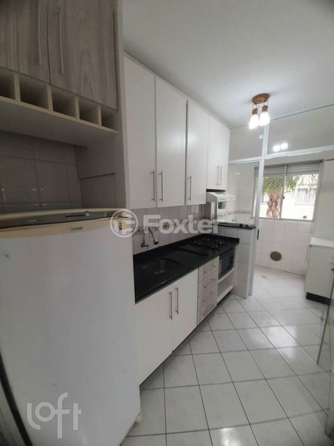 Image 7 - 916052