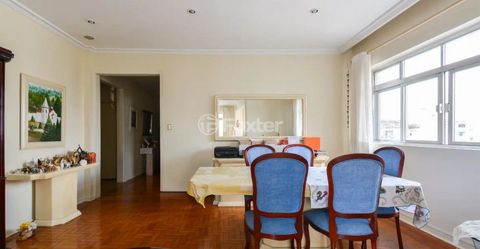 Image 5 - 916057