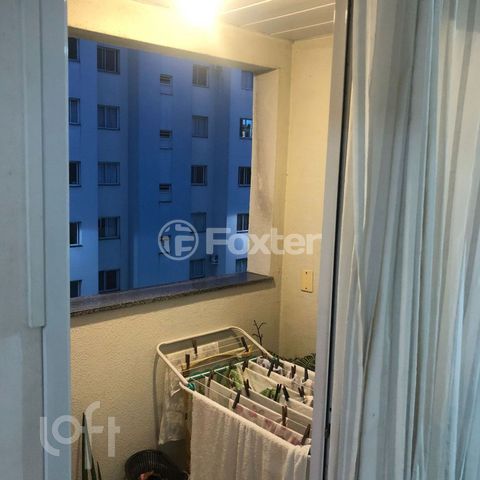Image 4 - 916065
