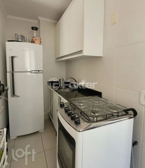 Image 11 - 916082