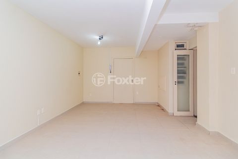 Image 3 - 916092