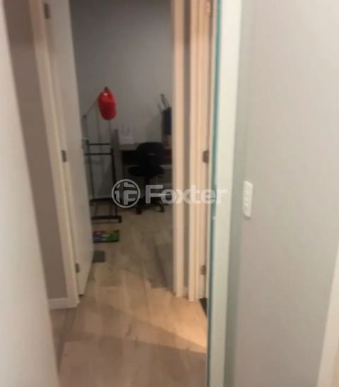 Image 6 - 916135