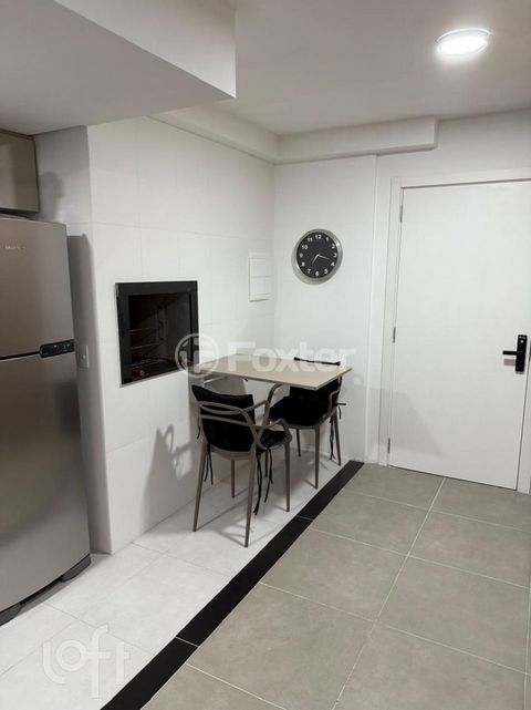 Image 3 - 916308