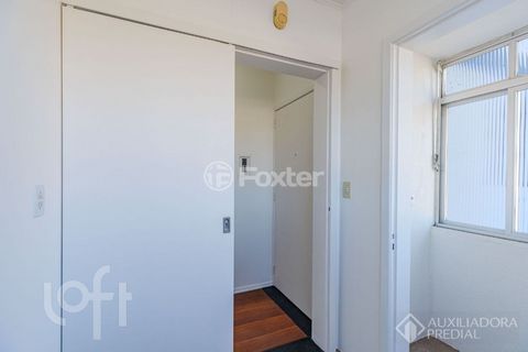 Image 7 - 916317