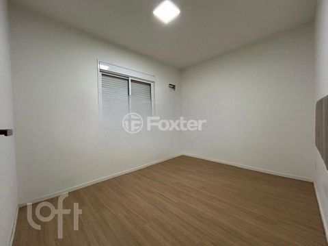Image 7 - 916347