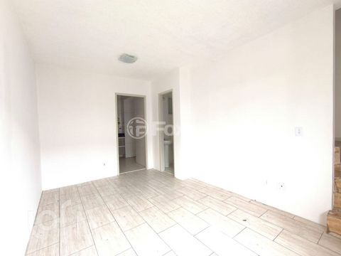 Image 5 - 916349