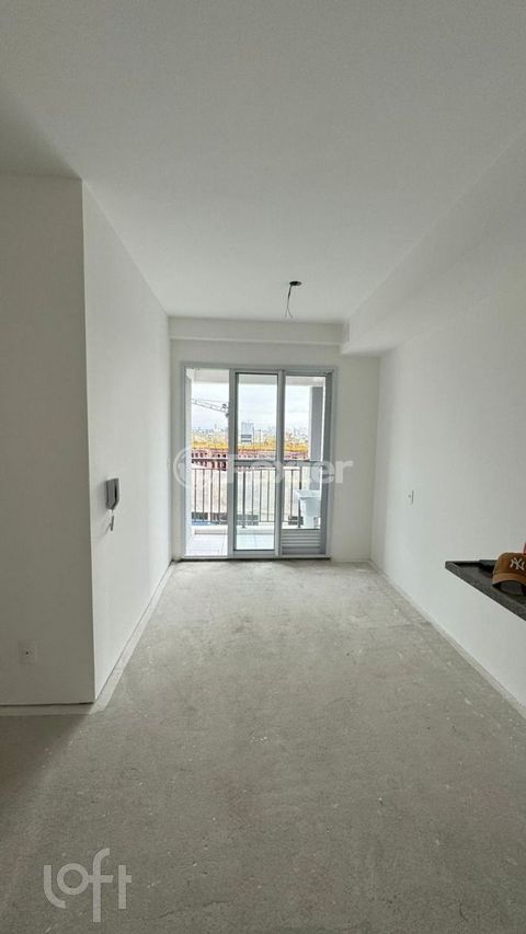 Image 3 - 916353