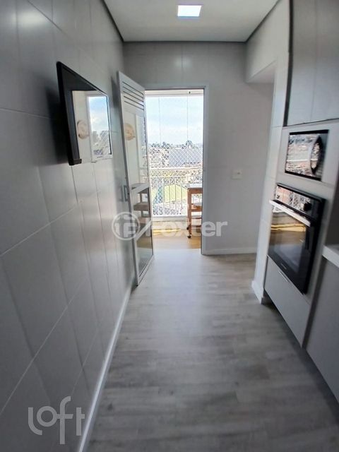 Image 7 - 916374