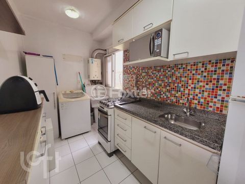 Image 3 - 916393