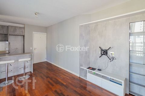 Image 3 - 916395