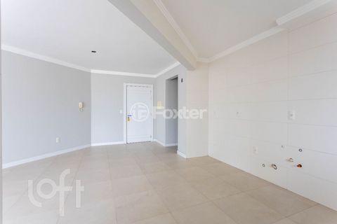 Image 7 - 916397