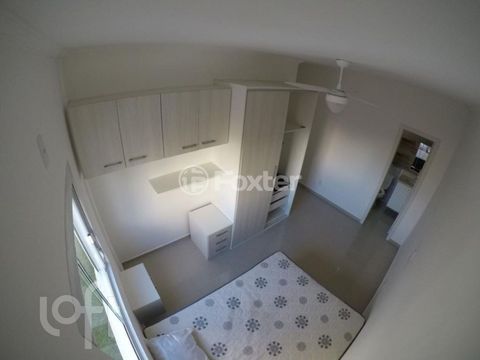 Image 3 - 916409