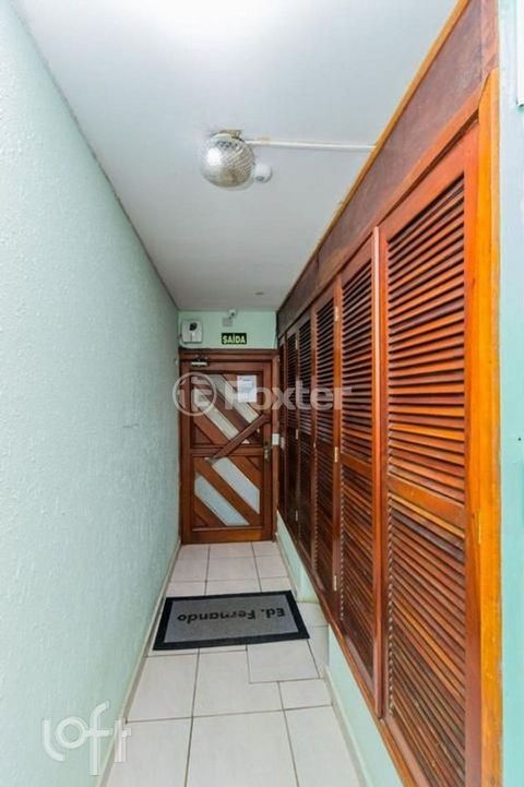 Image 14 - 916413