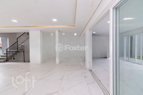 Image 7 - 916423