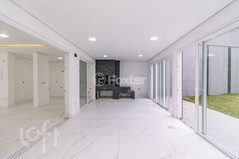 Image 6 - 916423
