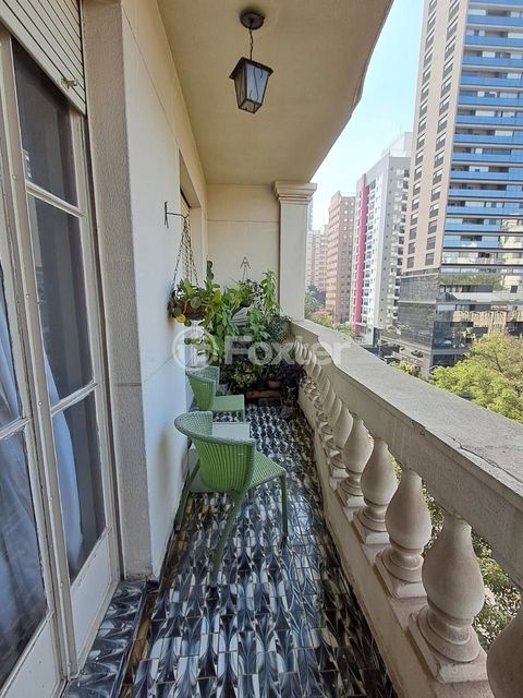 Image 7 - 916427