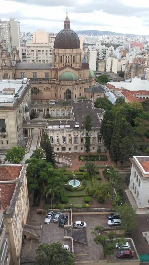 Image 11 - 916434