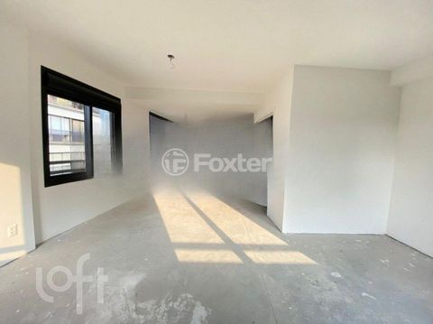 Image 5 - 916459