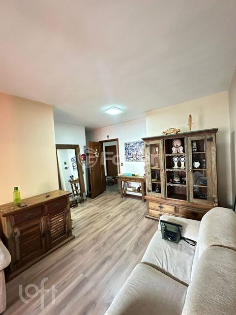 Image 3 - 916473