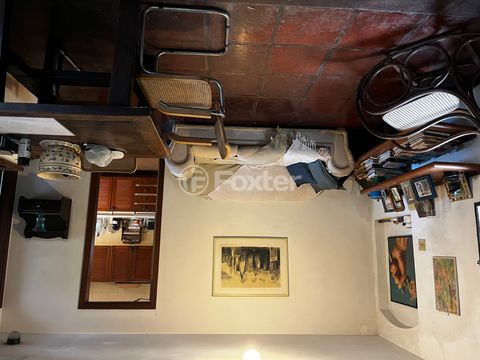 Image 4 - 916485
