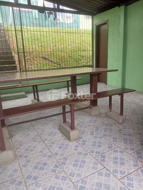 Image 8 - 916495