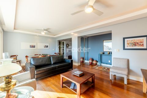 Image 3 - 916496