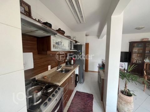 Image 7 - 916504