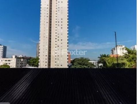 Image 9 - 916507