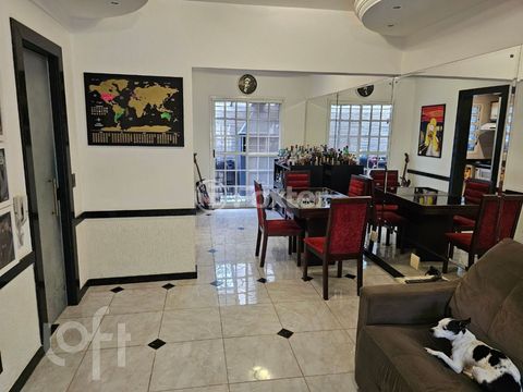 Image 4 - 916515