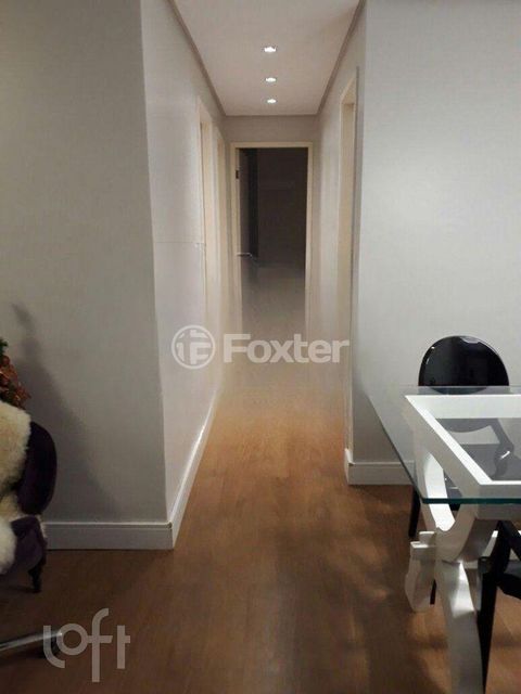 Image 5 - 916524