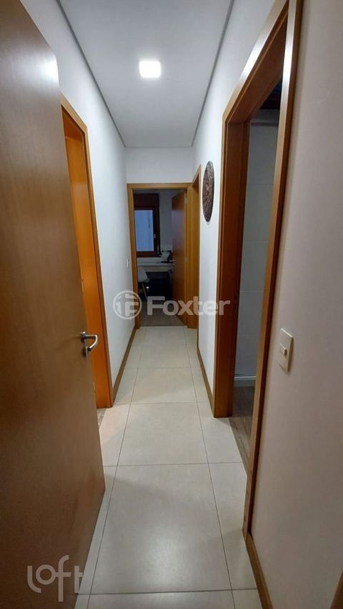 Image 4 - 916559