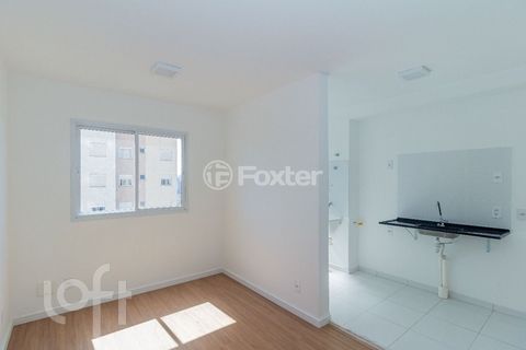Image 4 - 916576