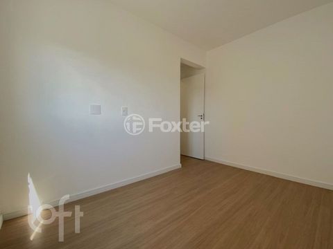 Image 3 - 916576