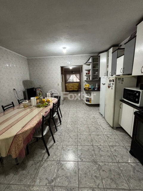 Image 4 - 916586