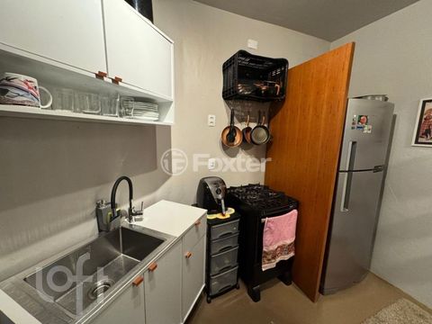 Image 3 - 916624