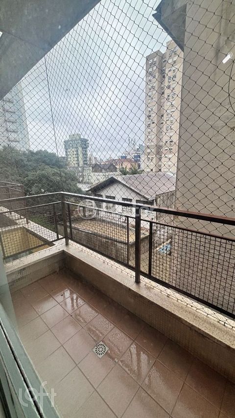 Image 0 - 916626