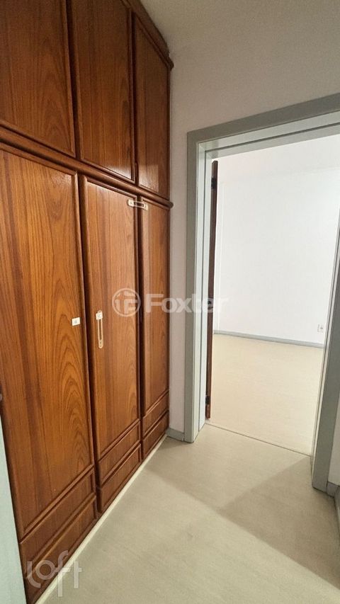 Image 3 - 916626