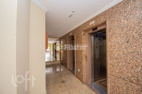 Image 12 - 916643