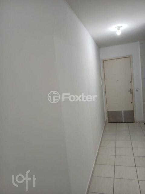 Image 2 - 916651