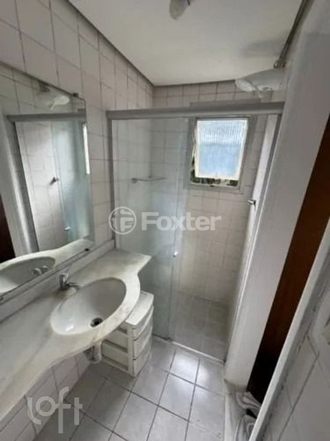 Image 6 - 916688