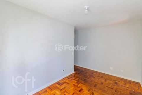 Image 1 - 916691