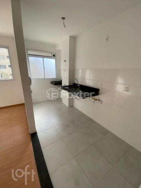 Image 1 - 916697