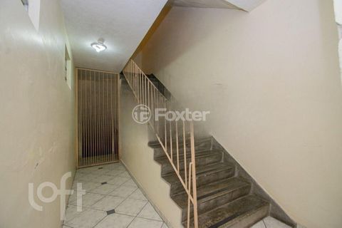 Image 3 - 916705