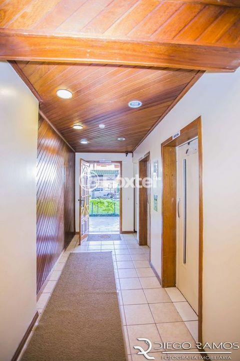 Image 3 - 916724