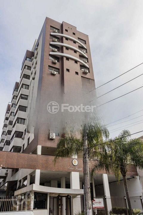 Image 8 - 916728
