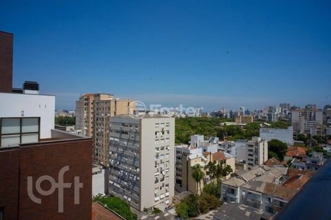 Image 6 - 916728